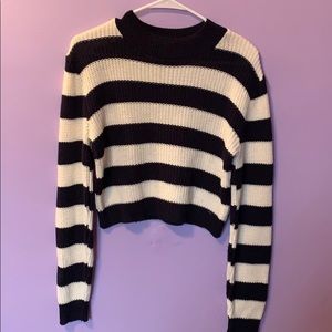 Cropped sweater